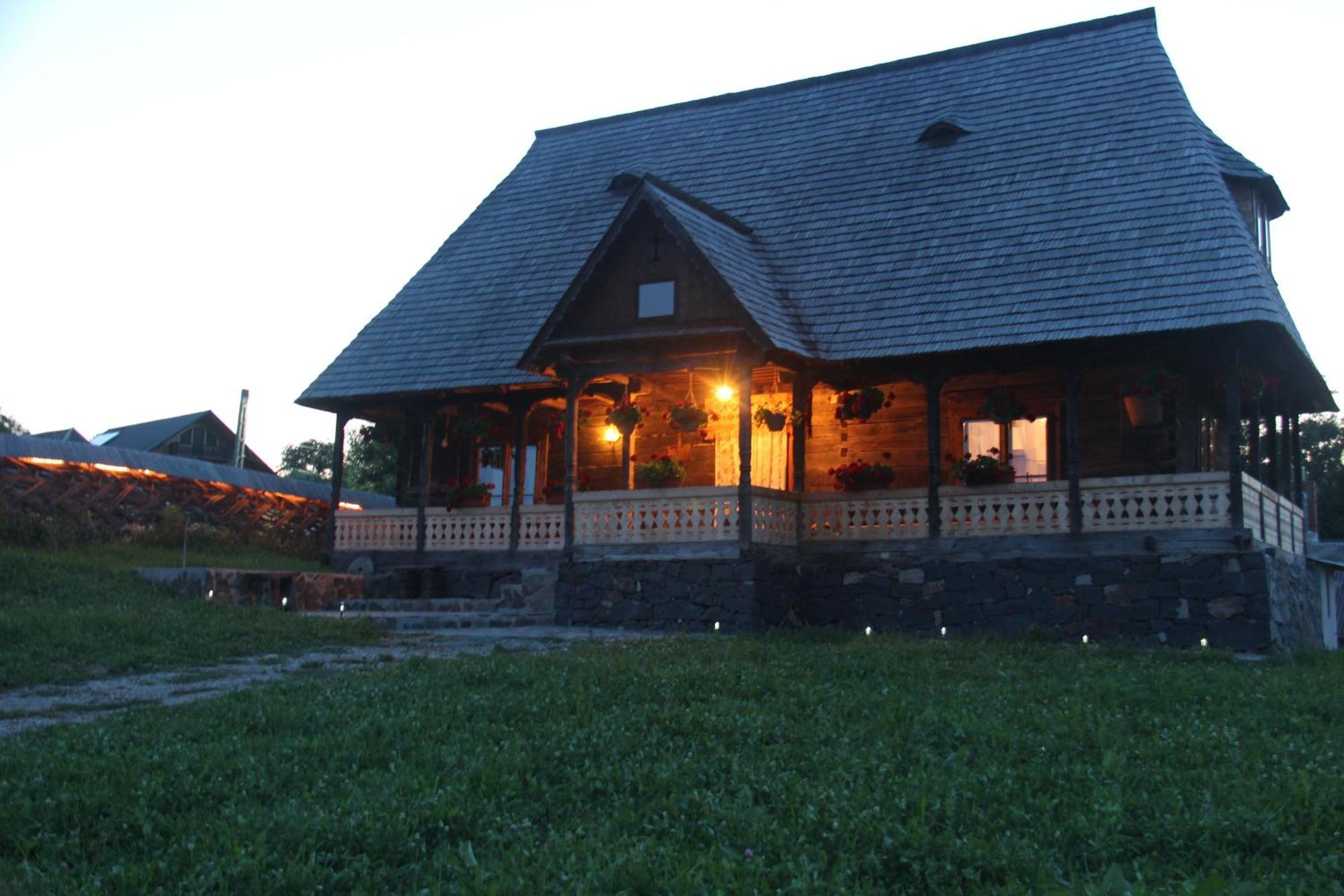 Hotel Casa Veche Breb Esterno foto