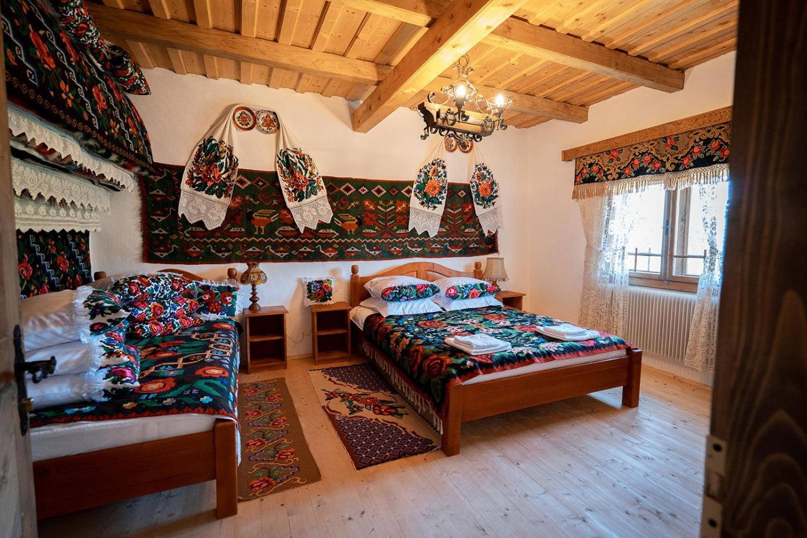 Hotel Casa Veche Breb Esterno foto